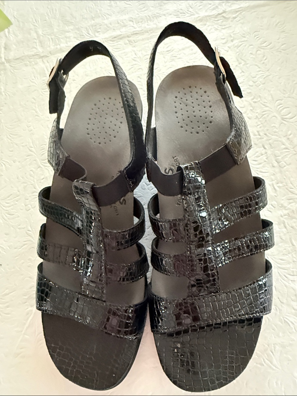 SAS Allegro Black Croc-Texture Multi-Strap Slingback Sandals